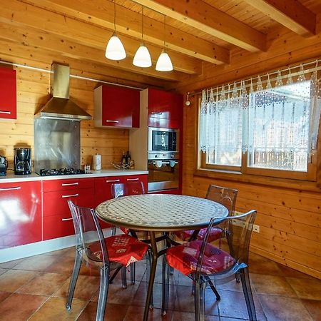 Le Chalet Bonheur Lathuile Luaran gambar