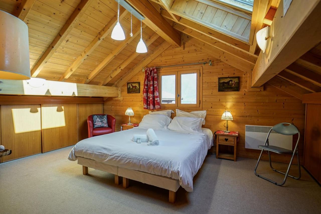 Le Chalet Bonheur Lathuile Luaran gambar